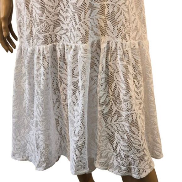 Lilly Pulitzer Finnley Lace Cover-up Dress in Resort White Size XS - Picture 5 of 11